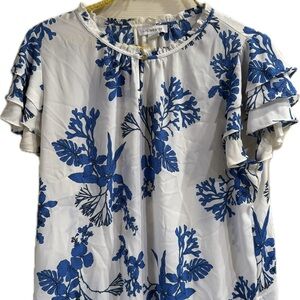 Floral Blue and White Women's Top